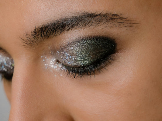 The Best Cream Eye Shadow for Every Look: Tips and Recommendations