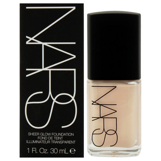 Sheer Glow Foundation