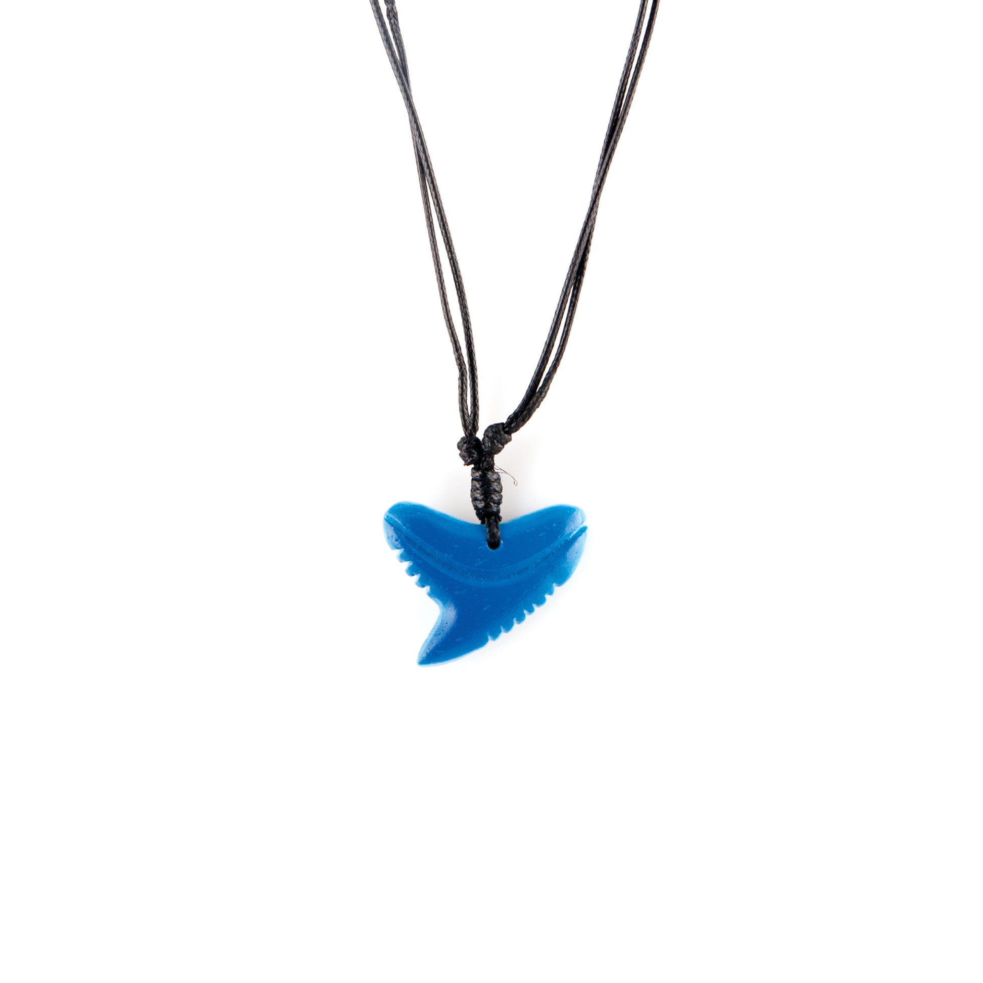Color-Changing Necklace - Shark Tooth - White to Blue