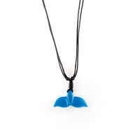 Color-Changing Necklace - Whale Tail - White to Blue