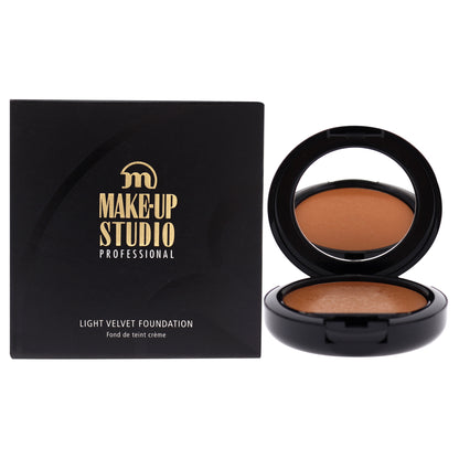Make-Up Studio Light Velvet Foundation