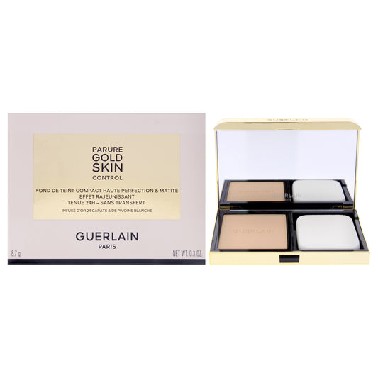 Parure Gold Skin Control Matte Compact Foundation