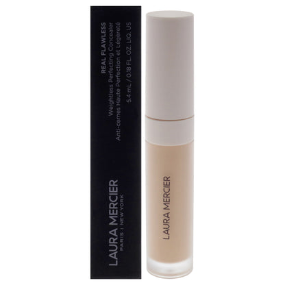 Real Flawless Weightless Perfecting Concealer