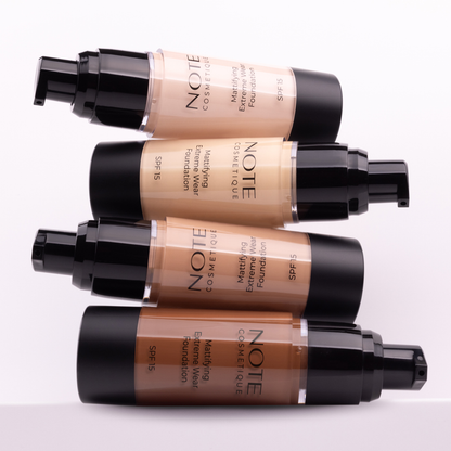 Mattifying Extreme Wear Foundation SPF 15