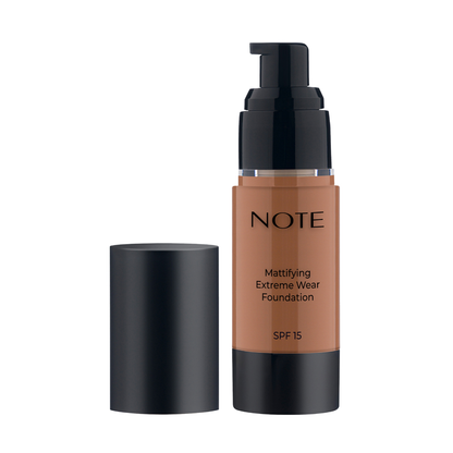 Mattifying Extreme Wear Foundation SPF 15