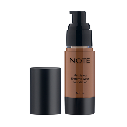 Mattifying Extreme Wear Foundation SPF 15
